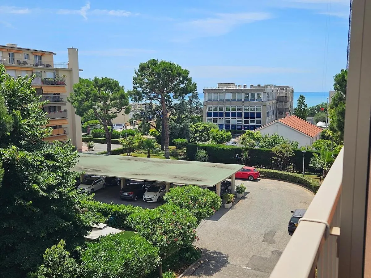 Superbe 2 Pieces 70M Parking Prive Climatisation Apartment Saint-Laurent-du-Var France