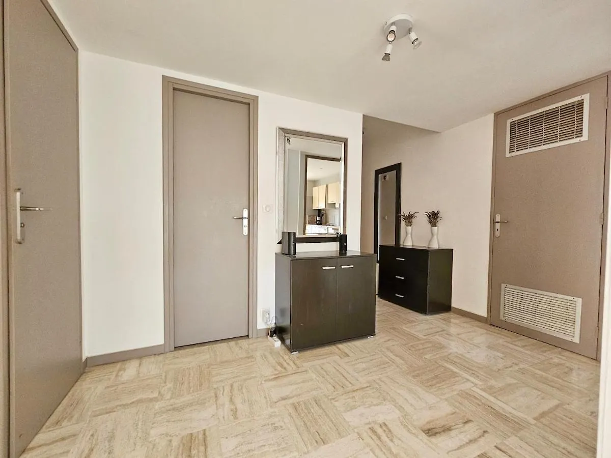 Superbe 2 Pieces 70M Parking Prive Climatisation Apartment Saint-Laurent-du-Var