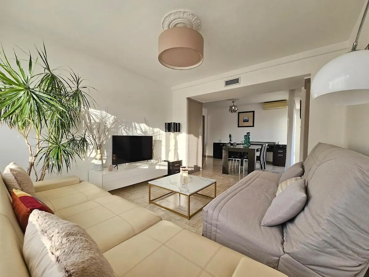 Superbe 2 Pieces 70M Parking Prive Climatisation Apartment Saint-Laurent-du-Var